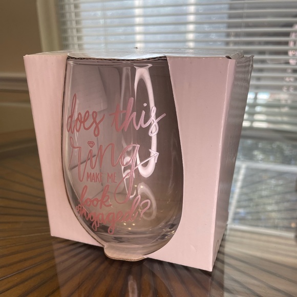 About Face Designs Wine Glass- 2019 - Does this ring make me look engaged? 💍 - Picture 5 of 13